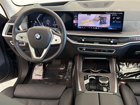 Used 2026 BMW X7 xDrive40i w/ Premium Package AWD/4WD image 29