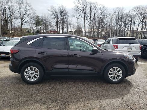 Used 2023 Ford Escape Active image 3