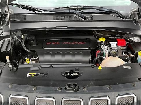 Used 2022 Jeep Compass Latitude AWD/4WD image 29