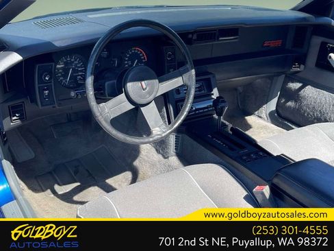 Used 1987 Chevrolet Camaro Z28 RWD image 12