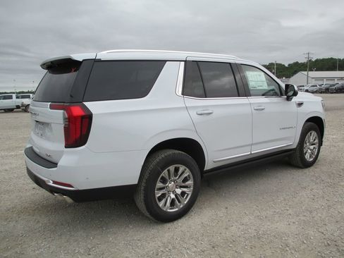 New 2026 GMC Yukon Denali w/ Sun & Power Step Package AWD/4WD image 4