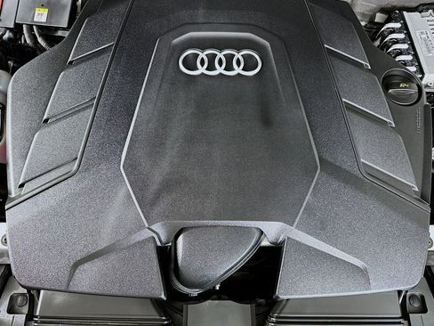 Used 2022 Audi Q7 3.0T Prestige w/ Prestige Package image 13