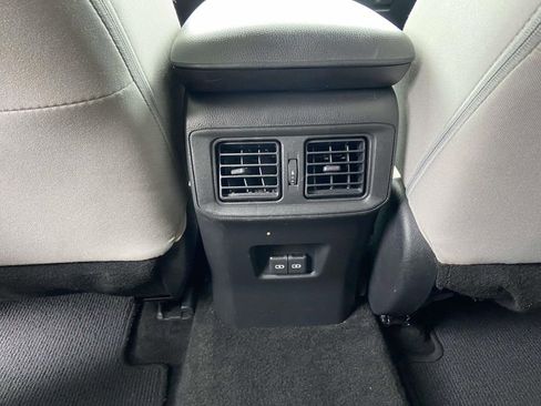 Used 2023 Toyota RAV4 XLE image 17