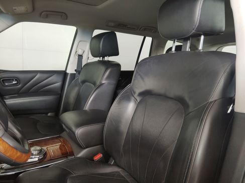 Used 2016 INFINITI QX80 4WD w/ Deluxe Technology Package image 24