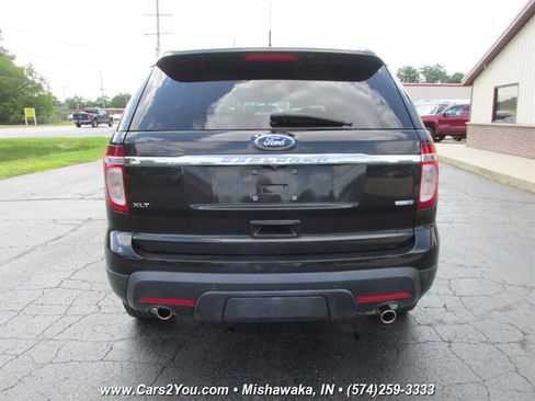 Used 2014 Ford Explorer XLT w/ Equipment Group 202A AWD/4WD image 5
