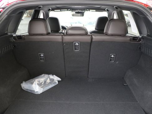 Certified 2025 MAZDA CX-5 Signature image 10