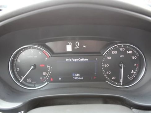Used 2021 Cadillac XT4 Luxury w/ Cold Weather Package FWD image 22