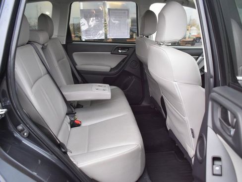 Used 2015 Subaru Forester 2.5i Touring w/ Eyesight & Navigation System image 42