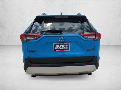 Used 2020 Toyota RAV4 Adventure AWD/4WD image 7