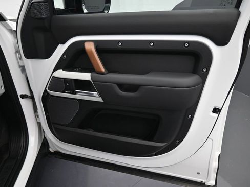 Used 2024 Land Rover Defender 110 S AWD/4WD image 16