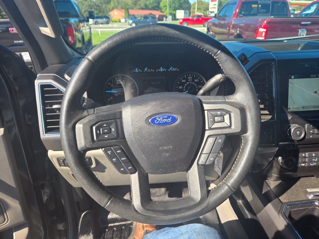 Used 2018 Ford F150 XLT w/ Equipment Group 302A Luxury AWD/4WD image 11