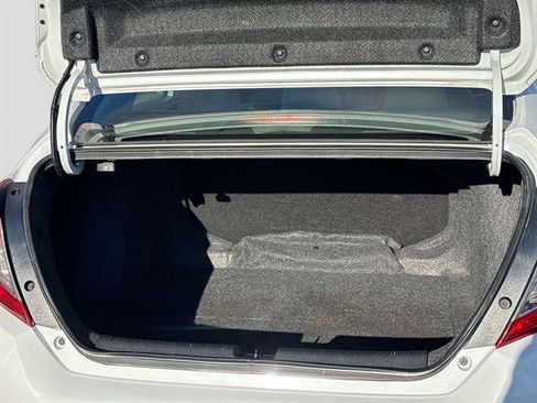 Used 2021 Honda Civic LX image 11