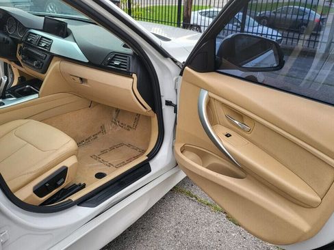 Used 2015 BMW 320i Sedan image 19