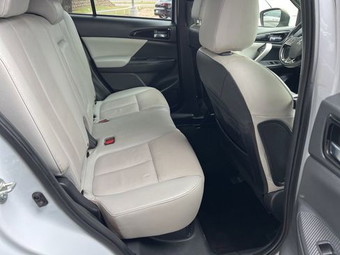 Used 2022 Mitsubishi Eclipse Cross SEL image 14