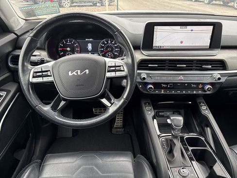 Certified 2022 Kia Telluride SX w/ SX Prestige Package image 13