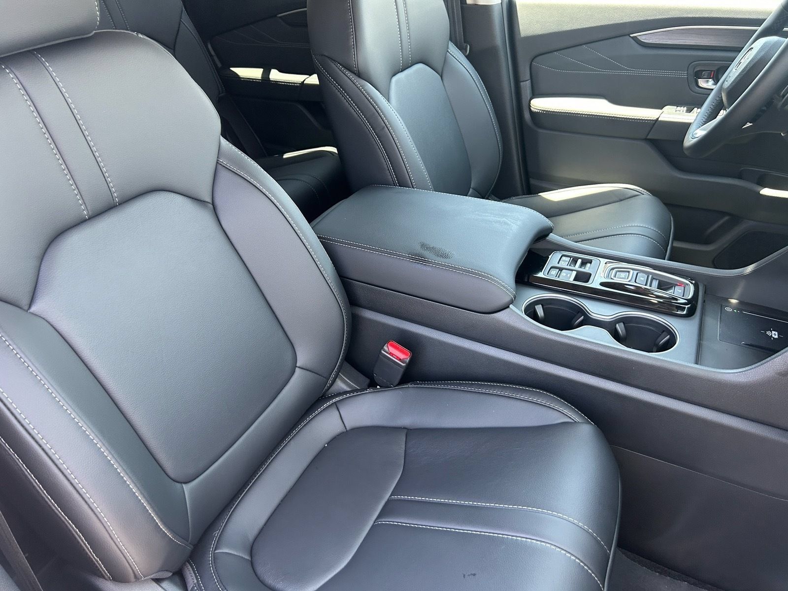 New 2026 Honda Pilot Touring image 12