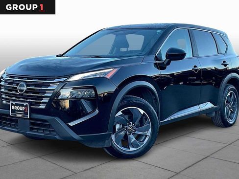 Used 2024 Nissan Rogue SV image 1