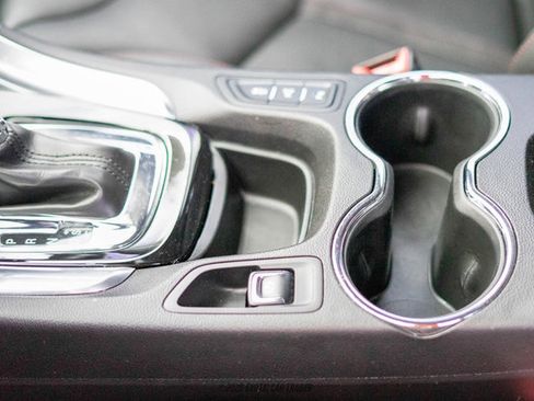 Used 2014 Chevrolet SS image 46