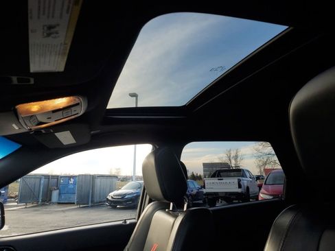 Used 2024 Dodge Durango GT image 15