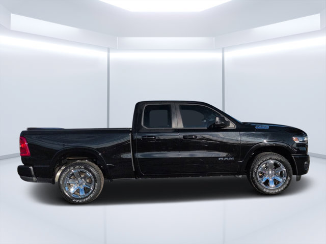 Used 2025 RAM 1500 Big Horn RWD image 2