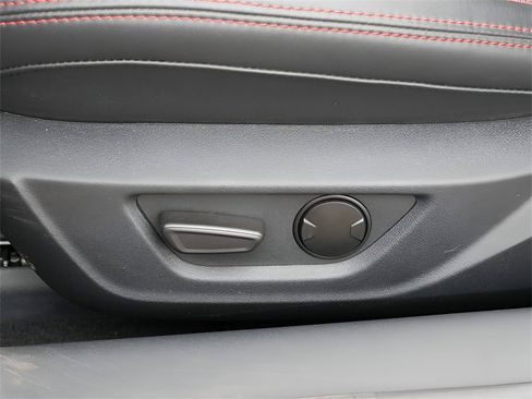 Used 2024 Ford Mustang GT Premium image 15