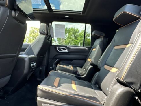 Used 2021 GMC Yukon XL AT4 w/ AT4 Premium Plus Package AWD/4WD image 43
