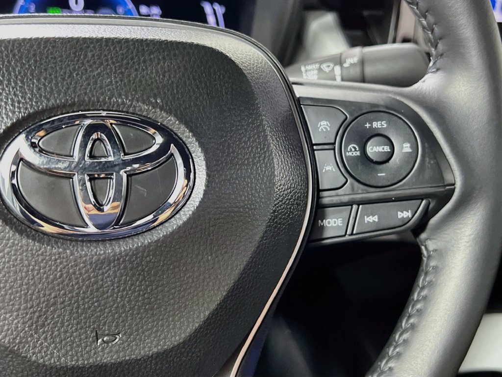 Used 2026 Toyota Corolla SE FWD image 17