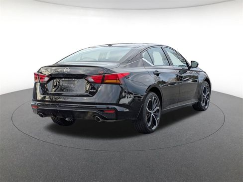 Used 2025 Nissan Altima 2.5 SR image 5