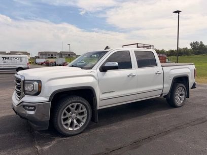 Used 2017 GMC Sierra 1500 SLT w/ SLT Premium Package