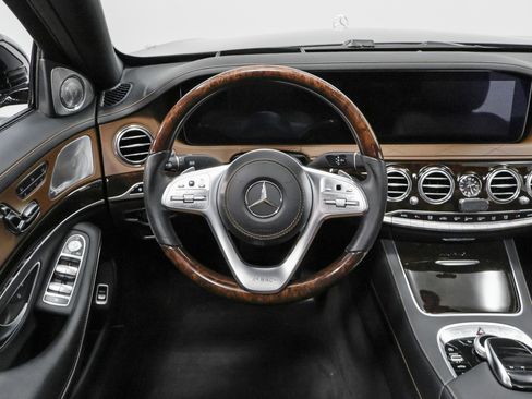 Used 2019 Mercedes-Benz Maybach S 560 4MATIC image 7