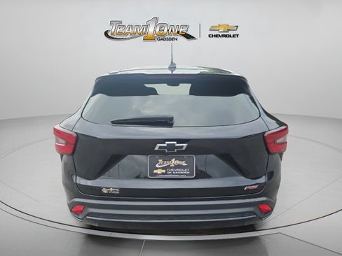 Used 2024 Chevrolet Trax RS w/ Driver Confidence Package FWD image 7