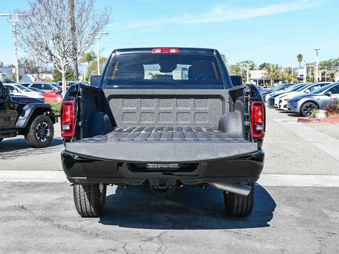 New 2026 RAM 2500 Big Horn AWD/4WD image 8