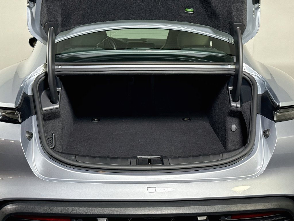 Certified 2022 Porsche Taycan RWD image 25