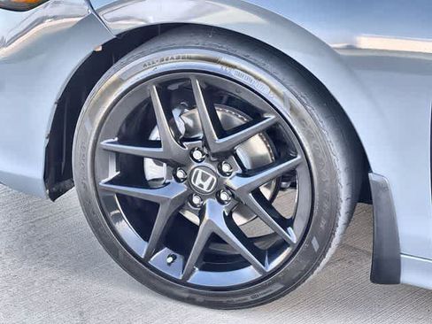 Certified 2025 Honda Civic Sport image 9