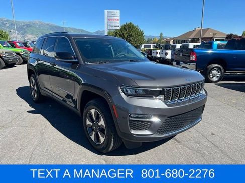 Used 2024 Jeep Grand Cherokee Limited 4xe w/ Trailer Tow Package AWD/4WD image 11
