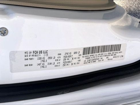 Used 2015 Chrysler Town & Country Touring-L w/ Driver Convenience Group image 29