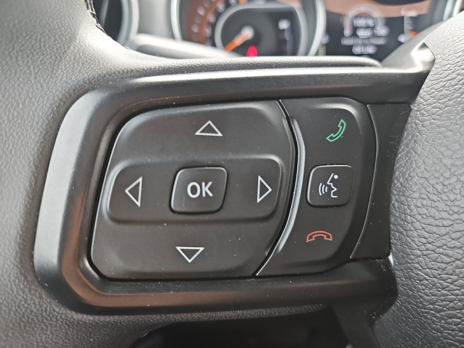 Used 2023 Jeep Gladiator Sport AWD/4WD image 32