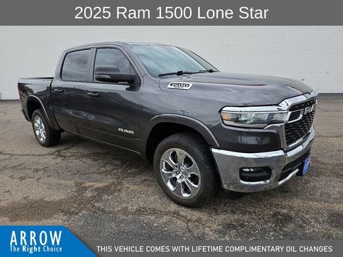 Used 2025 RAM 1500 Lone Star AWD/4WD image 1
