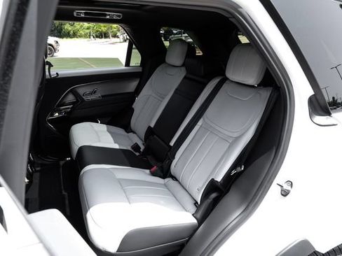 New 2026 Land Rover Range Rover Sport Dynamic SE AWD/4WD image 48