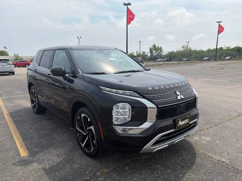 Used 2022 Mitsubishi Outlander SE AWD/4WD image 8
