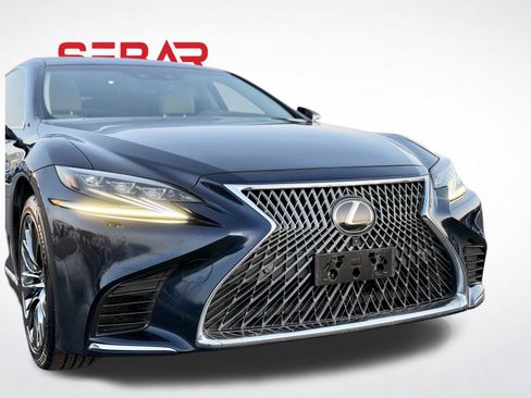 Used 2019 Lexus LS 500 w/ Luxury Package image 11