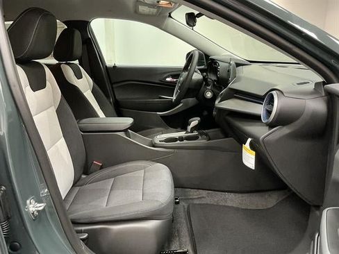 New 2026 Chevrolet Trax LS FWD image 29
