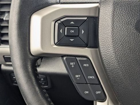 Used 2018 Ford F150 Lariat w/ Equipment Group 502A Luxury AWD/4WD image 28