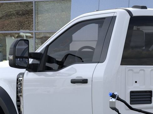New 2025 Ford F450 XL image 21