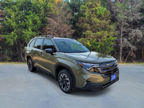 New 2026 Subaru Forester Premium AWD/4WD image 15