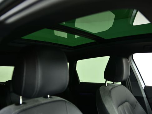 Used 2023 Audi Q4 e-tron Premium Plus w/ Premium Plus image 12