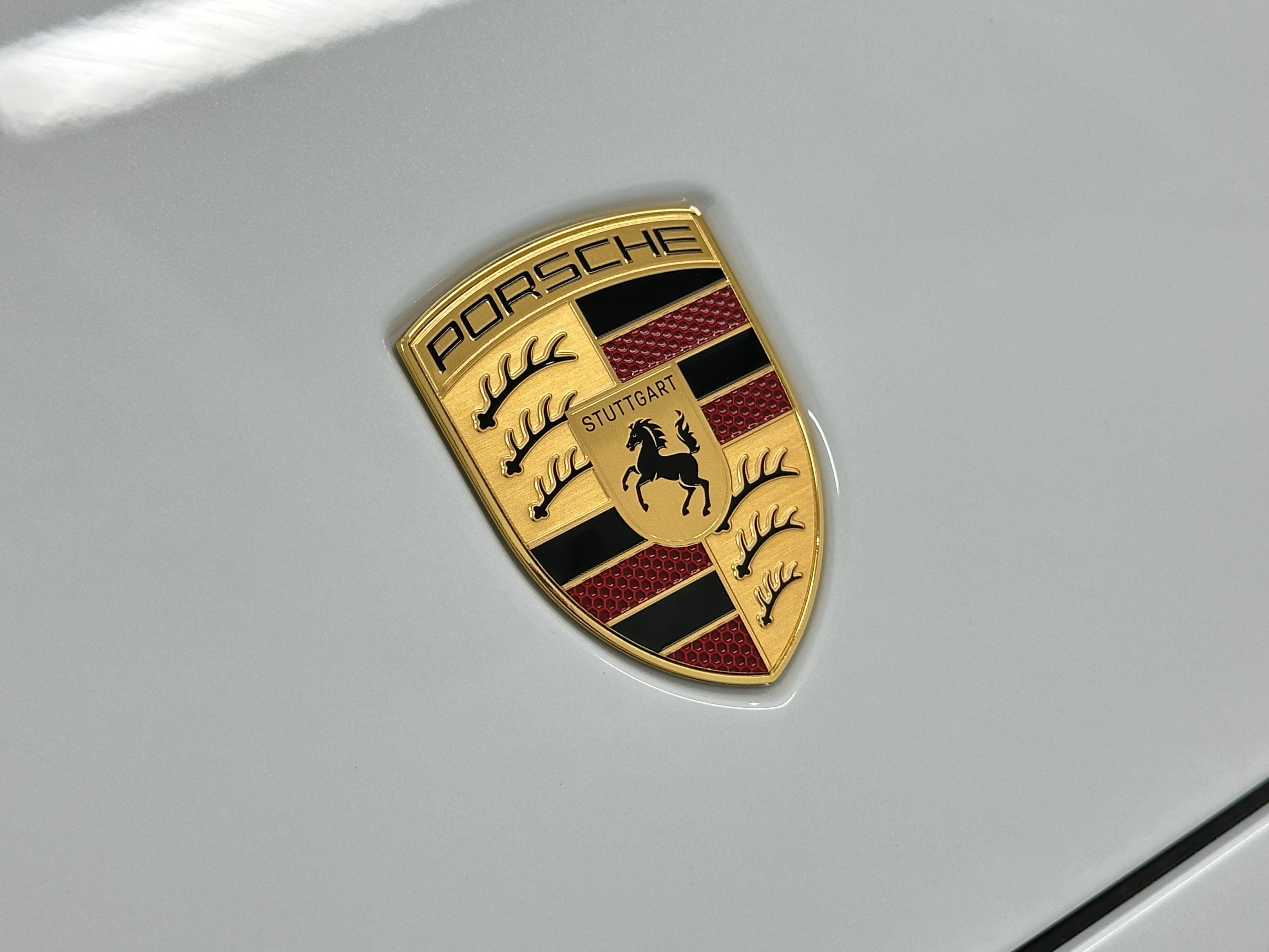 Used 2025 Porsche Cayenne E-Hybrid Coupe AWD/4WD image 64