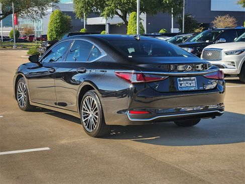 Used 2023 Lexus ES 250 w/ Premium Package image 5