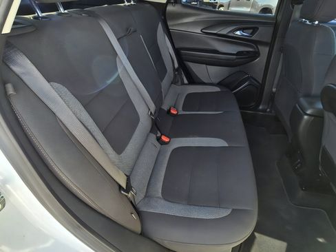 Used 2021 Chevrolet TrailBlazer LT image 19