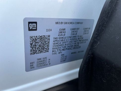 Used 2025 Chevrolet Trax LT image 27